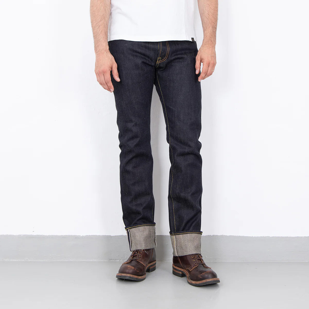 IH-777-XHS - 25oz Selvedge Denim Slim Tapered Cut Jeans - Indigo - Image 7