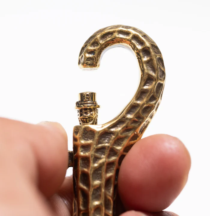 PE-PEANUTS-KEY-HOOK-BR - Peanuts & Co Peanuts Key Hook - Brass - Image 3